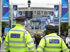 Polícia je v pohotovosti pred súbojom FA Cupu medzi Chelsea a Leedsom vo Wembley Polícia je v stave najvyššej pohotovosti pred semifinále FA Cupu medzi Leedsom a Chelsea