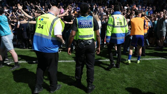 Polícia v Rochdale vs York