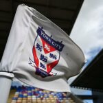 Polícia si je „vedomá“ videa, na ktorom je vidieť, ako hráč z Yorku bije fanúšika