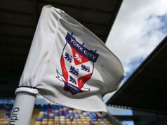 Polícia si je „vedomá“ videa, na ktorom je vidieť, ako hráč z Yorku bije fanúšika Polícia si je „vedomá“ videa, na ktorom je vidieť, ako hráč z Yorku bije fanúšika