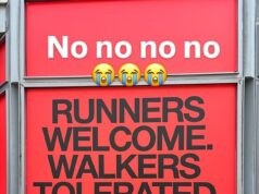 Poníženie pre Nike, pretože je nútená stiahnuť nápis Bostonský maratón po zúrivej reakcii Spoločnosť Nike odstránila nápis, ktorý umiestnili v Bostone, aby motivovali bežcov počas pondelkového maratónu