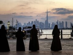 Pre štáty Perzského zálivu vrhá hormuzská neistota tieň na krehké prímerie medzi USA a Iránom | Správy Donalda Trumpa Pre štáty Perzského zálivu vrhá hormuzská neistota tieň na krehké prímerie medzi USA a Iránom | Správy Donalda Trumpa