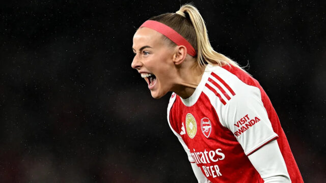 Ellen White, Jen Beattie a Ben Haines