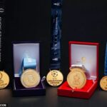 Kompletná sada medailí z víťaznej sezóny Man City Treble sa bude dražiť koncom tohto mesiaca