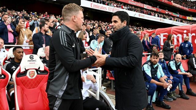 Eddie Howe a Mikel Arteta sa opäť stretnú na Emirates Stadium
