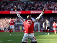 Premier League 2025-26: Nervy Arsenal sa vracia na vrchol, keď Eze spečatil životne dôležité víťazstvo nad Newcastlom Premier League 2025-26: Nervy Arsenal sa vracia na vrchol, keď Eze spečatil životne dôležité víťazstvo nad Newcastlom