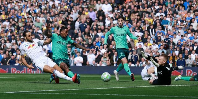 Premier League NAŽIVO: Najnovšie skóre, správy o tíme a aktualizácie o zostupových bojoch Leeds odoberie prvú krv vo svojej snahe ukradnúť pochod na Spurs – plus správy z charitatívneho zápasu Sidemen vo Wembley
