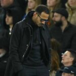 BRIGHTON, ANGLICKO - 21. apríla: Liam Rosenior, manažér Chelsea, poďakoval fanúšikom po zápase Premier League medzi Brighton & Hove Albion a Chelsea na Amex Stadium 21. apríla 2026 v Brightone v Anglicku. (Foto: Darren Walsh/Chelsea FC cez Getty Images)