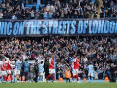 Pulzujúci zápas o titul Man City vs Arsenal dokazuje, že anglický futbal je späť Man City porazil Arsenal a otvoril tak boj o titul