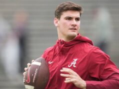 Rams ťahajú omračovanie, vyberte si Alabama QB Ty Simpsona s 13. výberom v drafte NFL 2026 Rams ťahajú omračovanie, vyberte si Alabama QB Ty Simpsona s 13. výberom v drafte NFL 2026
