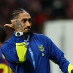 Raphinha sa po odchode Barcelony z Ligy majstrov vzteká na rozhodcov