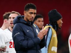 Real Madrid nie je spokojný s „nezmyselným výletom“ Judea Bellinghama do Anglicka v rámci medzinárodnej služby po tom, čo ho Thomas Tuchel vôbec nevybral Jude Bellingham bol počas reprezentačnej prestávky v Anglicku, ale nedostal žiadnu minútu