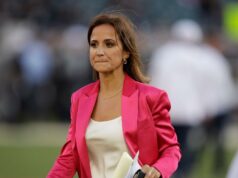 Reportérka NFL Dianna Russini rezignuje po zverejnení fotografií jej a trénera Patriots Mikea Vrabela Reportérka NFL Dianna Russini rezignuje po zverejnení fotografií jej a trénera Patriots Mikea Vrabela