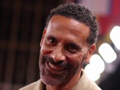Rio Ferdinand varuje Arsenal, aby povedal „dobrú noc“ šanciam na titul v Premier League Legenda FIFA Rio Ferdinand sa zúčastňuje uvítacej VIP recepcie pred oficiálnym žrebovaním FIFA World Cup 2026 v John F. Kennedy Center for the Performing Arts