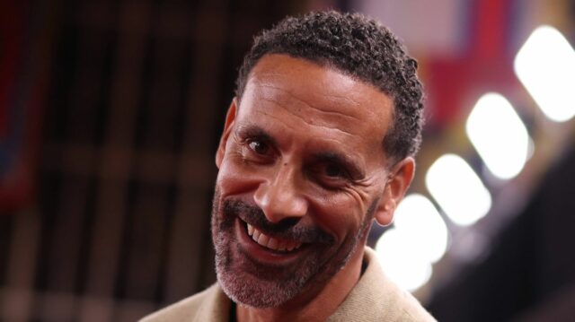 Legenda FIFA Rio Ferdinand sa zúčastňuje uvítacej VIP recepcie pred oficiálnym žrebovaním FIFA World Cup 2026 v John F. Kennedy Center for the Performing Arts