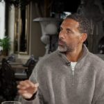 Rio Ferdinand cíti, že Manchester United potrebuje v lete dvoch stredopoliarov, krajného obrancu a útočníka