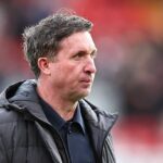 Robbie Fowler brutálne hodnotí Arna Slota po zničujúcej porážke proti Man City