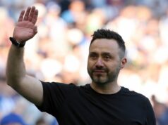 Roberto De Zerbi hovorí Cristianovi Romerovi to, čo chce kapitán Tottenhamu počuť Roberto De Zerbi máva