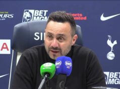 Roberto De Zerbi posiela štvorslovný odkaz hviezdam Tottenhamu po smútku v Brightone Tlačová konferencia Roberto De Zerbi