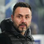 Roberto DE ZERBI Hlavný tréner Olympique de Marseille počas zápasu Ligy majstrov UEFA medzi Union Saint Gilloise a Marseille v Lotto Parku 9. decembra 2025 v belgickom Anderlechte. (Foto: Johnny Fidelin/Icon Sport cez Getty Images)