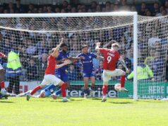 Rochdale vs York končí inváziou na ihrisku a kontroverzným gólom v 103. minúte | Futbal | Šport Rochdale vs York končí inváziou na ihrisku a kontroverzným gólom v 103. minúte | Futbal | Šport