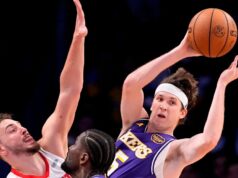 Rockets porazil Lakers pri návrate Reavesa, vynútil 6. zápas v play-off NBA | Basketbalové novinky Rockets porazil Lakers pri návrate Reavesa, vynútil 6. zápas v play-off NBA | Basketbalové novinky
