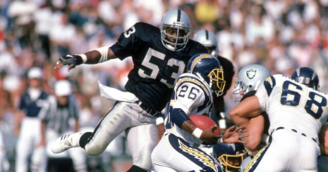 Rod Martin, hrdina Raiders Super Bowl a stálica USC, zomrel vo veku 72 rokov

