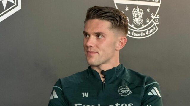 Tom Canton sa posadí na exkluzívny rozhovor s Gyokeresom