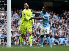 S krikom a bizarnou chybou: City a Arsenal v šialenom finále Download app from appStore