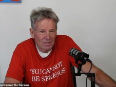 Sam Newman požaduje, aby boli obvinenia proti Benovi Robertsovi-Smithovi vznesené plamenným chrapúnstvom Sam Newman požiadal Austráliu o podporu Bena Robertsa-Smitha a vyzval na okamžité stiahnutie všetkých obvinení proti vojnovému veteránovi.