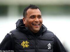 Samit Patel hovorí RICHARDOVI GIBSONOVI o jeho zákaze kriketu, tajných rozhovoroch s Robom Keyom o úlohe ECB a o tom, prečo Jacob Bethell má právo poraziť okresný kriket za IPL Kariéra Samita Patela v anglickom krikete sa začiatkom tohto týždňa otrasne zastavila