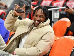 Šampión Eagles Super Bowl Alshon Jeffery čelí až päťročnému väzeniu, pretože bol zatknutý za poistný podvod Víťaz Super Bowlu Alshon Jeffery bol údajne zatknutý za poistný podvod