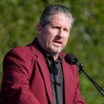 Šampión Super Bowlu hovorí o náročnej časti prechodu z vysokej školy do NFL