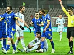 Šéf Interu Chivu obhajuje Bastoniho po červenej karte Talianska a kontrole médií Šéf Interu Chivu obhajuje Bastoniho po červenej karte Talianska a kontrole médií