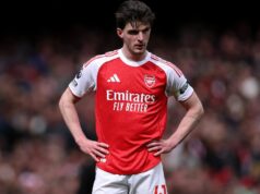 Šesť hráčov Arsenalu vynechá tréning pred zápasom Sportingu so zranením Declana Ricea Declan Rice počas zápasu Arsenalu