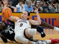 Sezóna UConna bez prehry sa končí prehrou Final Four s Južnou Karolínou Sezóna UConna bez prehry sa končí prehrou Final Four s Južnou Karolínou