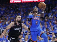 Shai Gilgeous-Alexander z OKC vymenoval za najlepšieho hráča spojky NBA NBA: Playoffs-Phoenix Suns v Oklahoma City Thunder