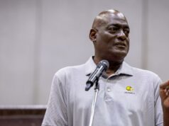 Skvelý Michael Cooper z Lakers sa predstavil ako tréner Cal State LA Skvelý Michael Cooper z Lakers sa predstavil ako tréner Cal State LA