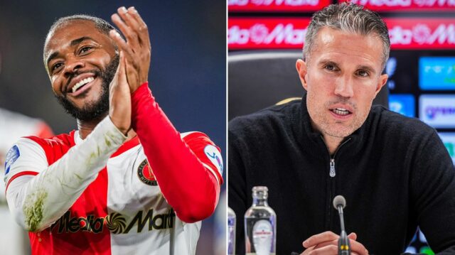 Raheem Sterling z Feyenoordu debutuje, tréner Robin van Persie z Feyenoordu, asistent rozhodcu Rens Bluemink, rozhodca Niels Boel počas zápasu holandskej Eredivisie medzi Feyenoord a Telstar