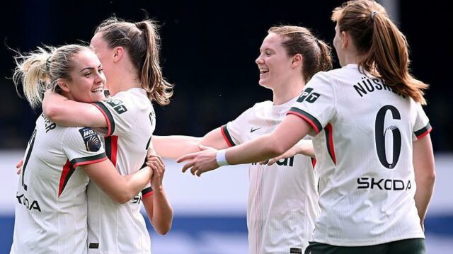 Sledujte WSL: West Ham vedie v Liverpoole po víťazstvách pre Chelsea a London City

