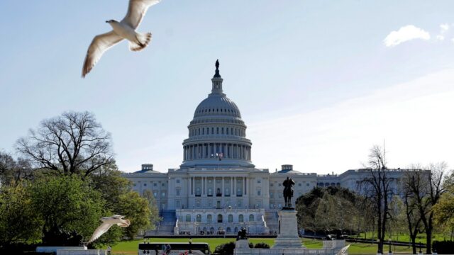 Snemovňa Spojených štátov amerických hlasovala o predĺžení dočasnej ochrany pre Haiťanov po Trumpovom pokarhaní | Správy o migrácii
