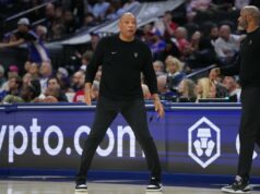 Správa: Doc Rivers odchádza po troch rokoch ako hlavný tréner Bucks NBA: Milwaukee Bucks vo Philadelphii 76ers