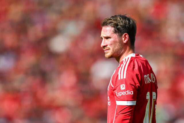 Správa: Giganti La Ligy sa zapojili do boja o záložníka Liverpoolu
