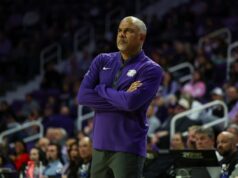 Správa: Jerome Tang sa vracia do tímu trénerov Bayloru Basketbal NCAA: Cincinnati v štáte Kansas