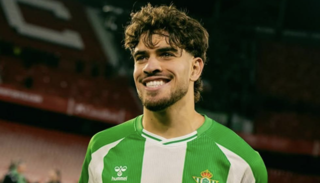 Správa: Liverpool zvažuje prestup o 51 miliónov libier dopredu
