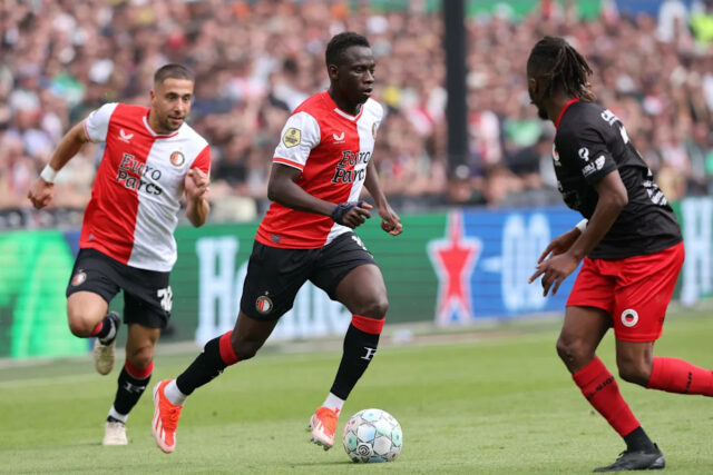 Správa: Liverpool zvažuje prestup za 21-ročného útočníka Premier League
