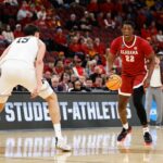 Basketbal NCAA: Turnaj NCAA Sweet Sixteen-Midwest Regional-Alabama v Michigane