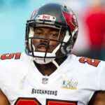 Správy NFL: LeSean McCoy obhajuje Mikea Vrabela a Diannu Russiniovú na fotografiách rezortu