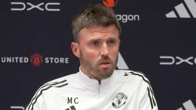 Michael Carrick chce dostať Manchester United späť na vrchol