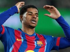 Správy z Man Utd: Marcusovi Rashfordovi vyprší zmluvná klauzula a hviezda Red Devils bude účtovaná FA Marcus Rashford reaguje počas hry za Barcelonu